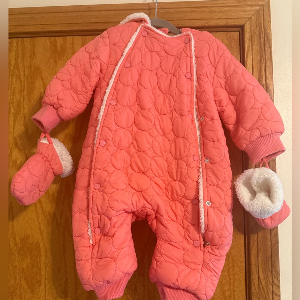 Baby / toddler snow suite